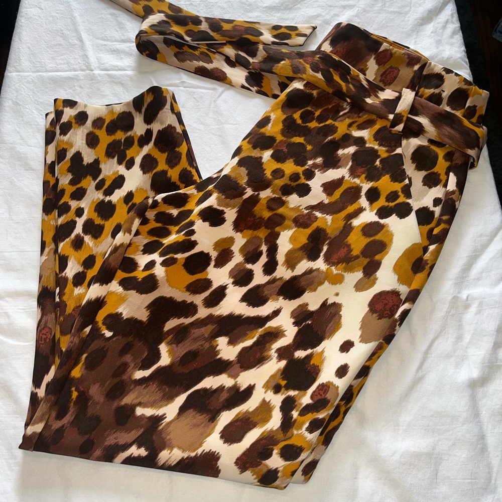 New York & Company Leopard Print Cropped Pants